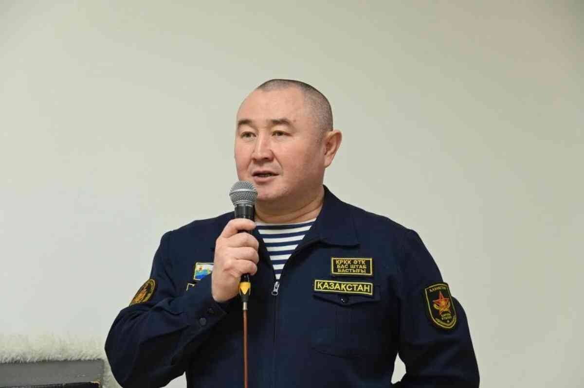 Әскери-теңіз күштерінің бұрынғы бас қолбасшысы Қанат Ниязбеков қамауға алынды