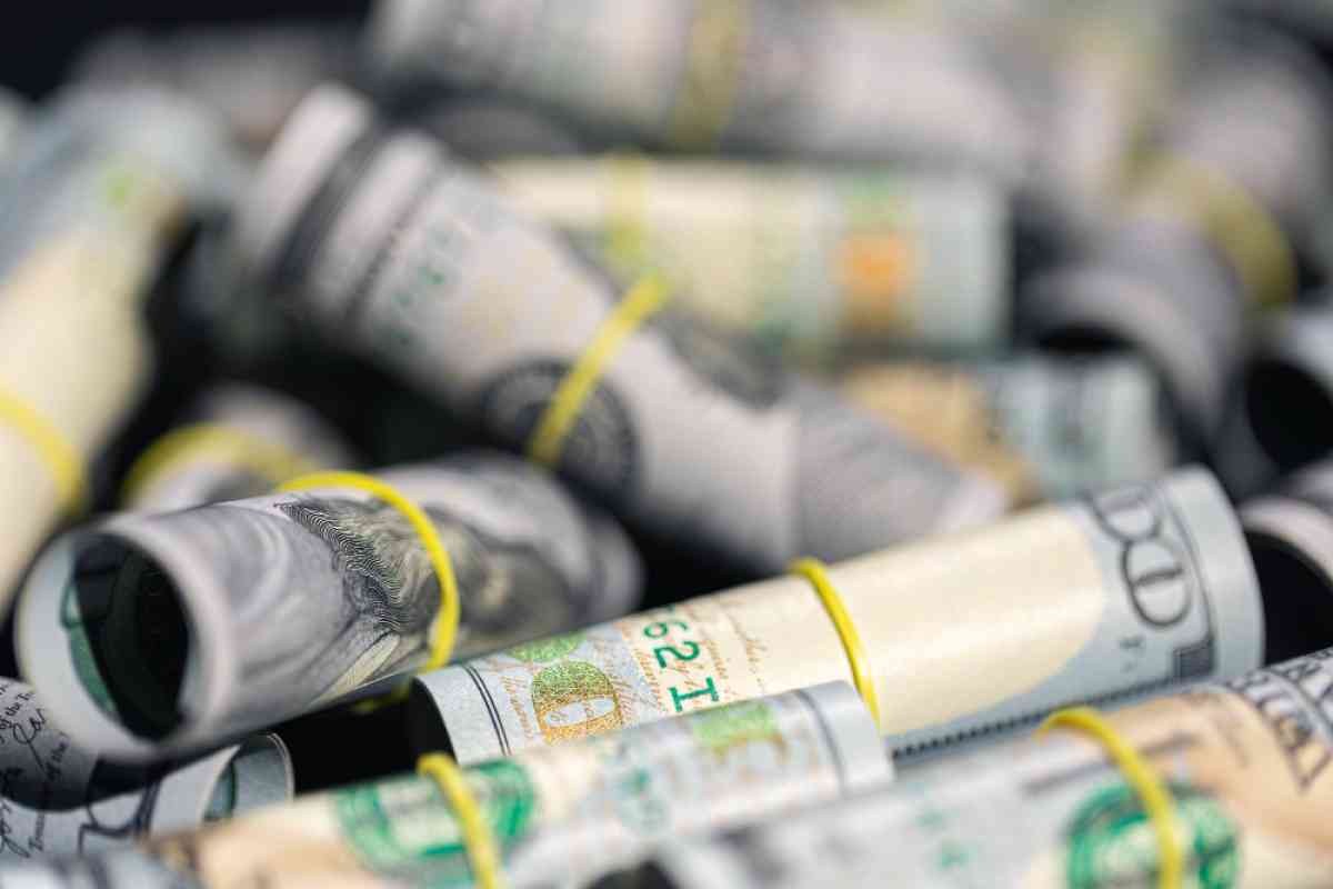 Доллар — 447,94 теңге: 23 қазанға арналған валюта бағамы